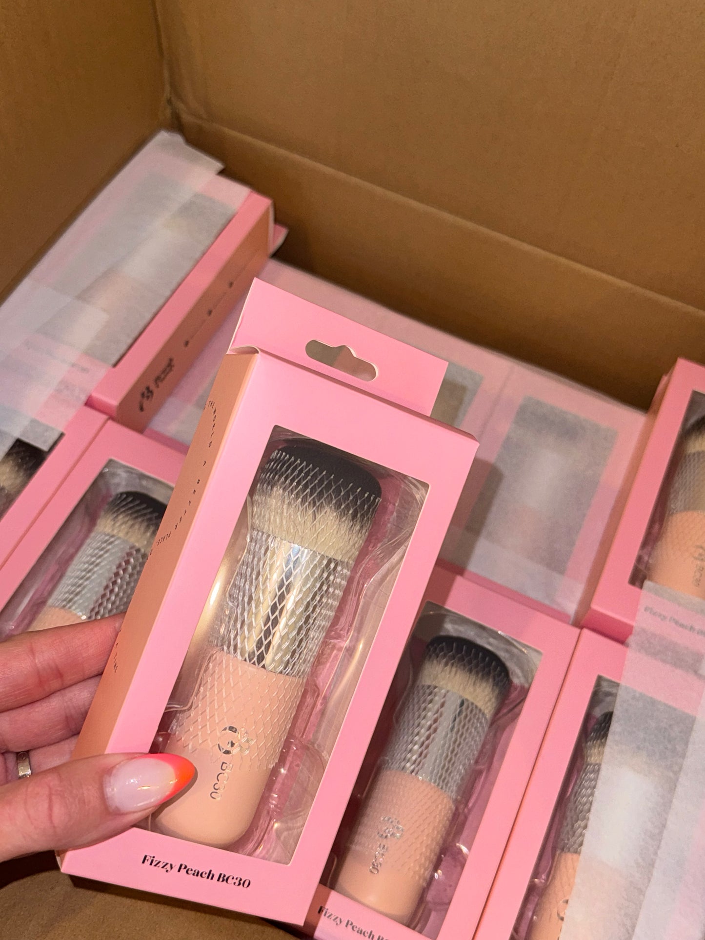 Fizzy Peach BC30 Brush