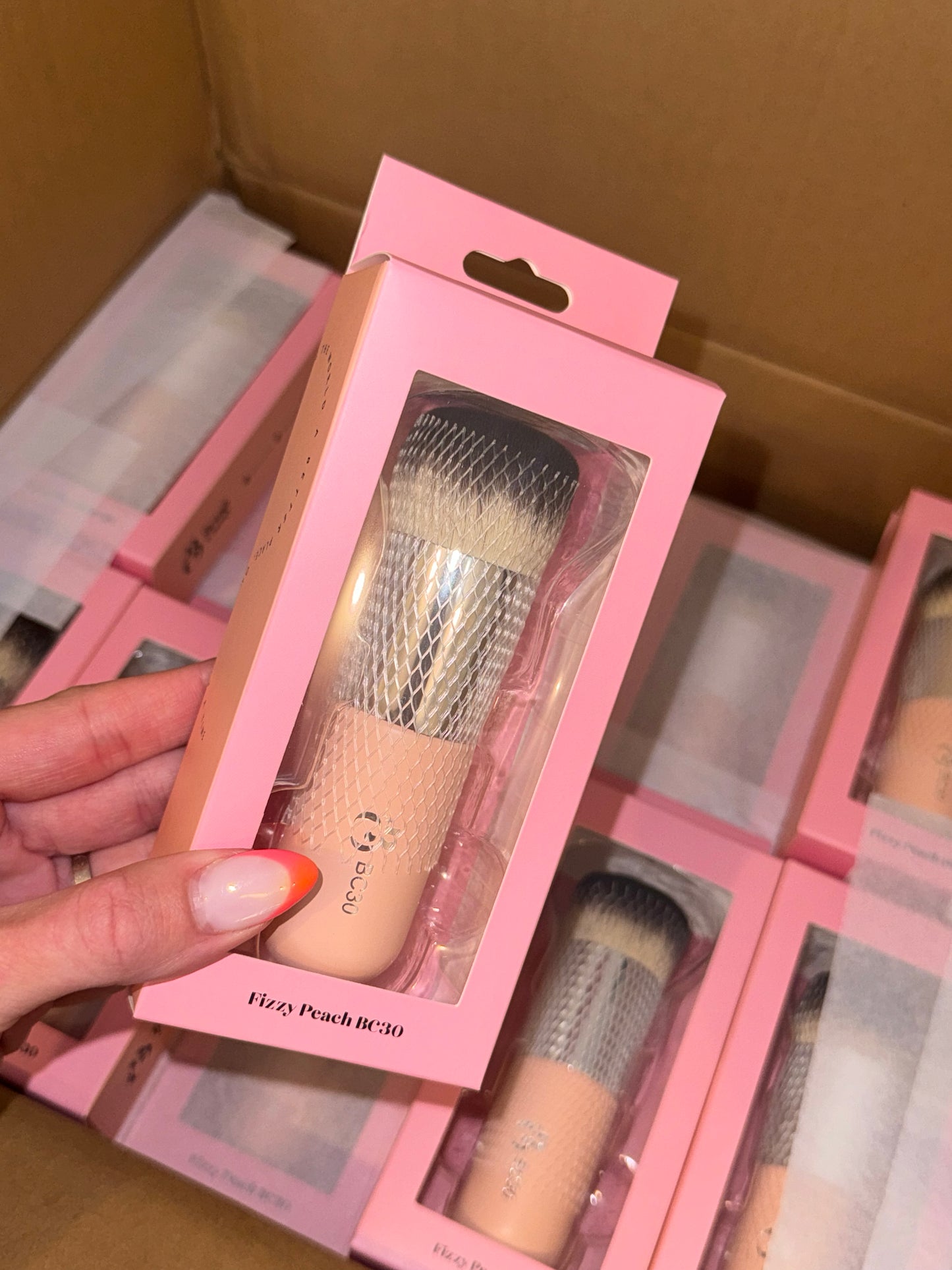 Fizzy Peach BC30 Brush
